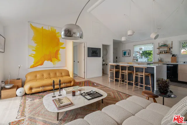 $1,795,000 | 814 Angelus Place, Venice, CA 90291