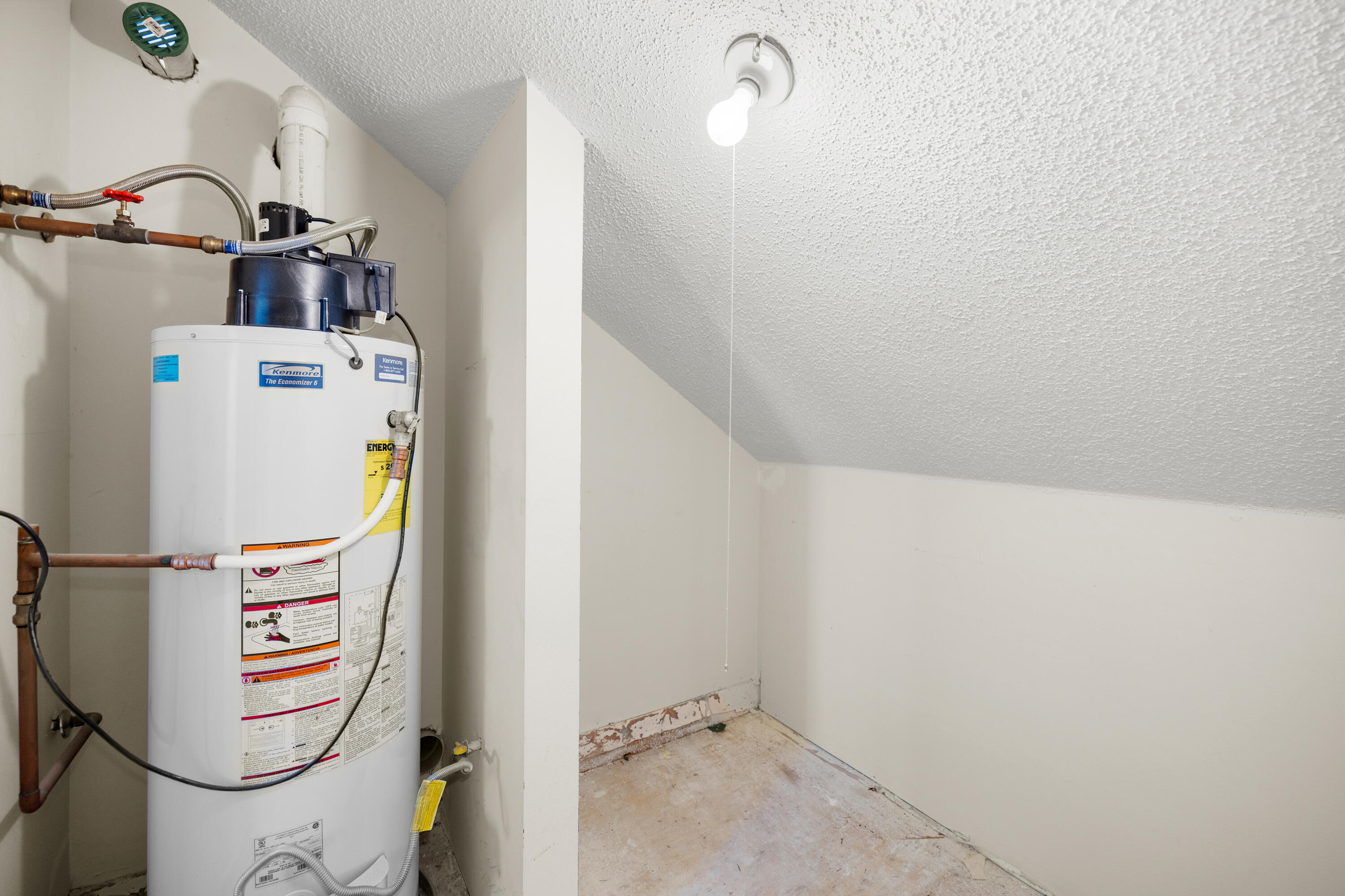 2005 Jessica Way Navarre, FL 32566 - Photo 60 of 98 2005JessicaWay-Navarre-FL-087