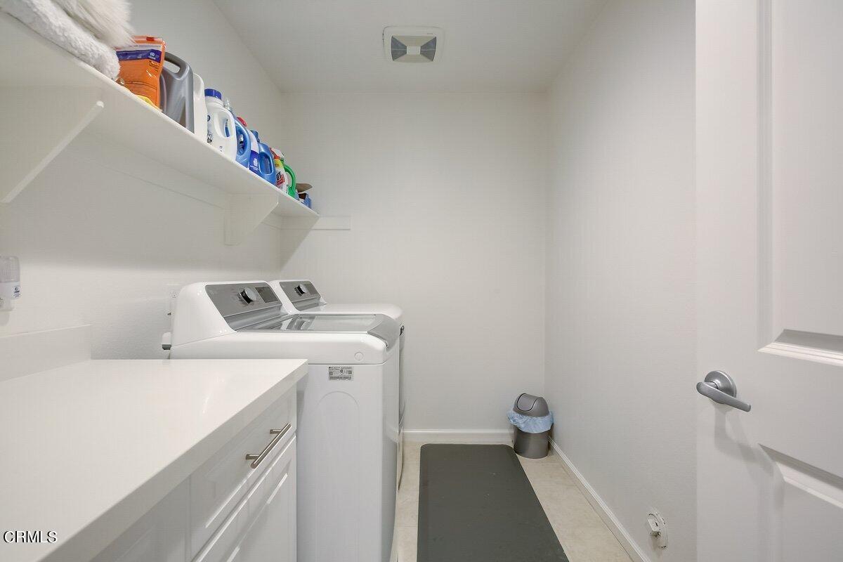 3654 Islander Walk Oxnard, CA 93035 - Photo 48 of 61 a bathroom with a sink and a vanity