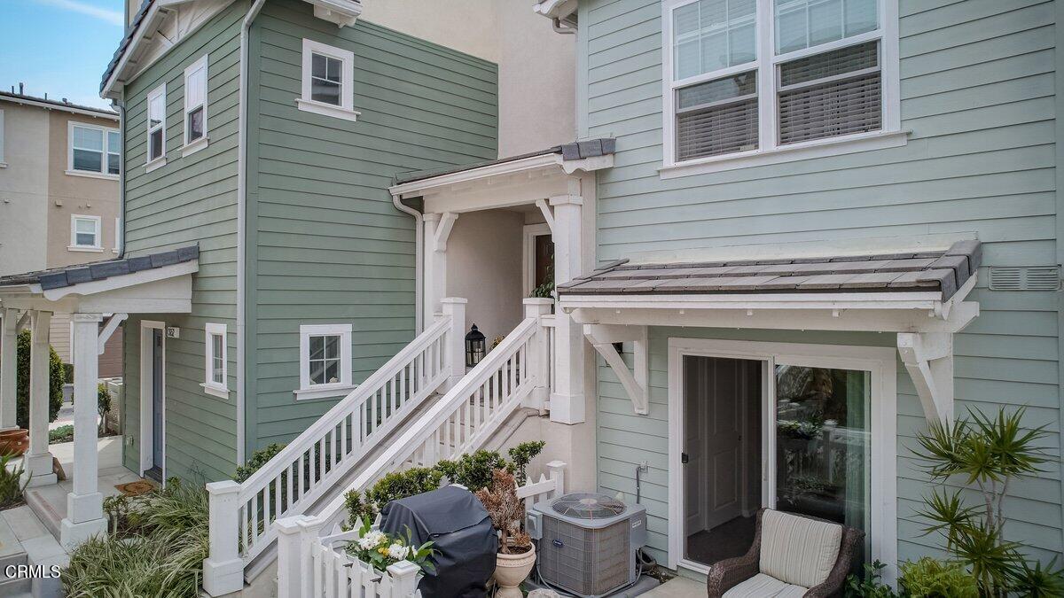 3654 Islander Walk Oxnard, CA 93035 - Photo 60 of 61 a view of a house with windows and wooden floor