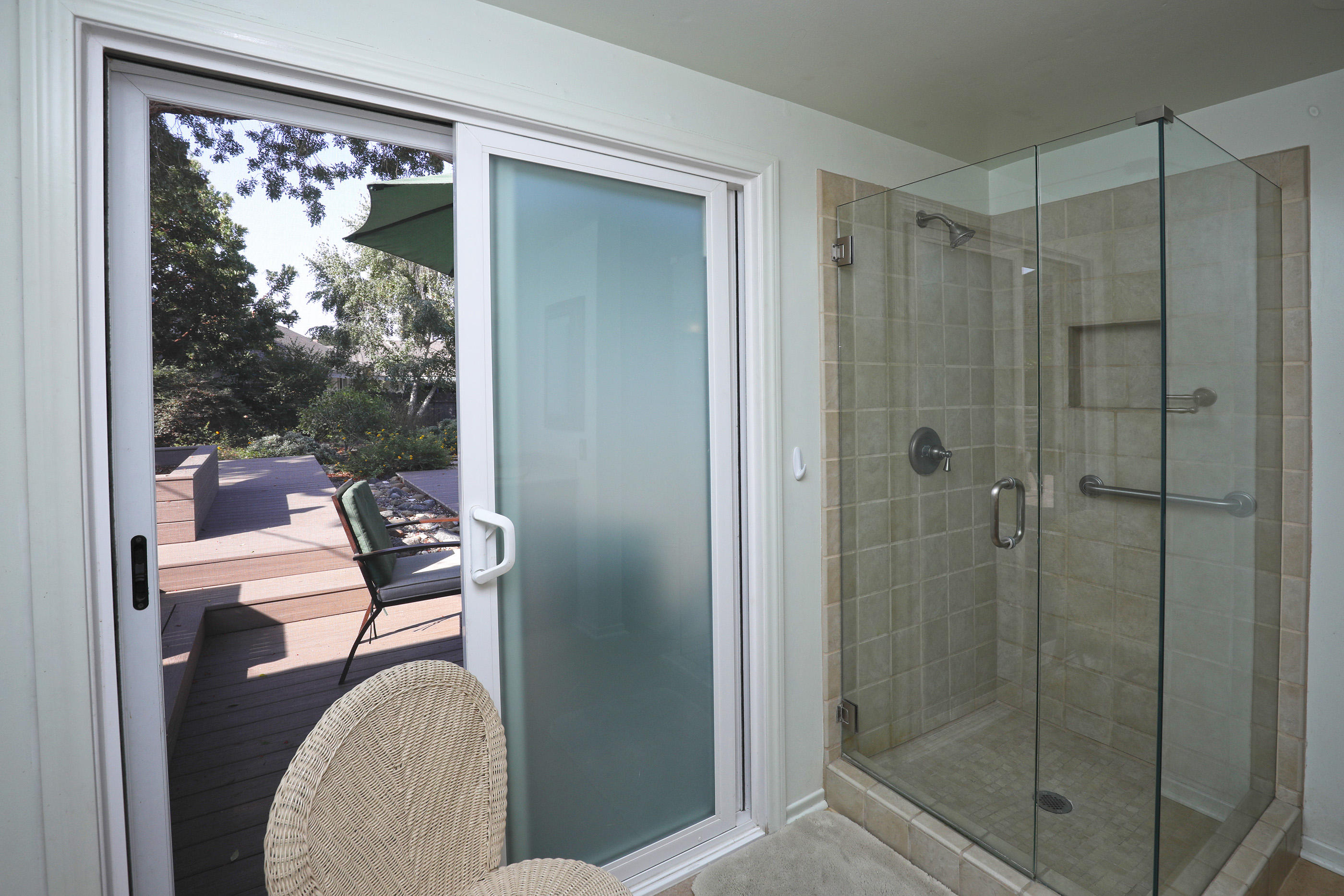 381 Sylvan Drive Goleta, CA 93117 - Photo 14 of 23 Master bath to outside