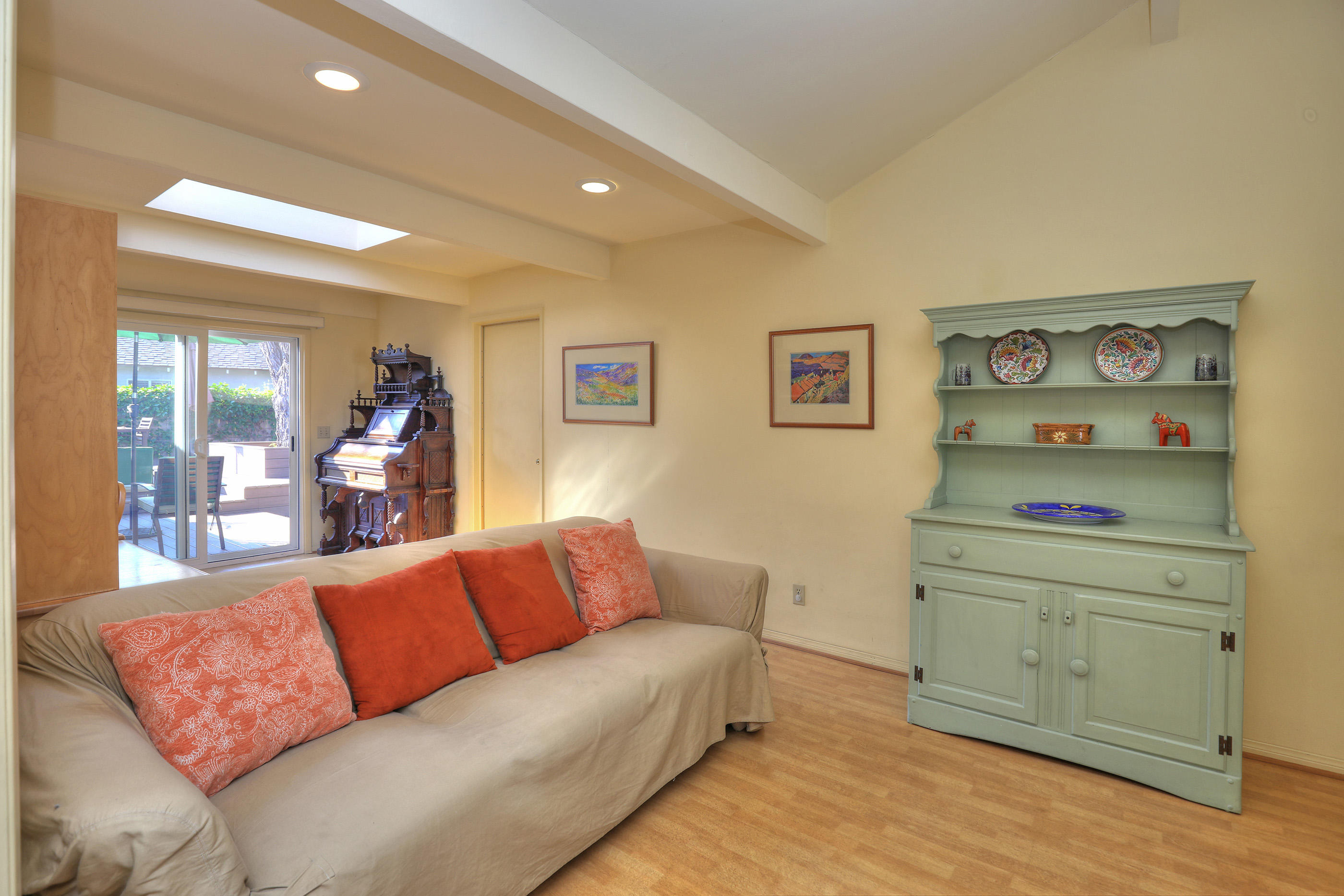 381 Sylvan Drive Goleta, CA 93117 - Photo 7 of 23 Bonus Room