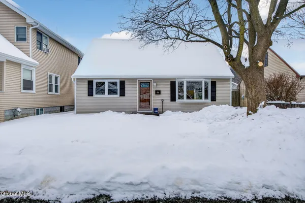 $258,000 | 522 7th Avenue, Troy, NY 12182