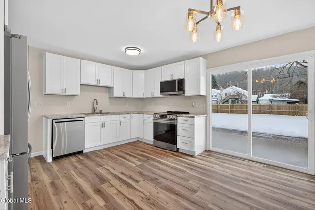 $224,900 | 522 7th Avenue, Troy, NY 12182