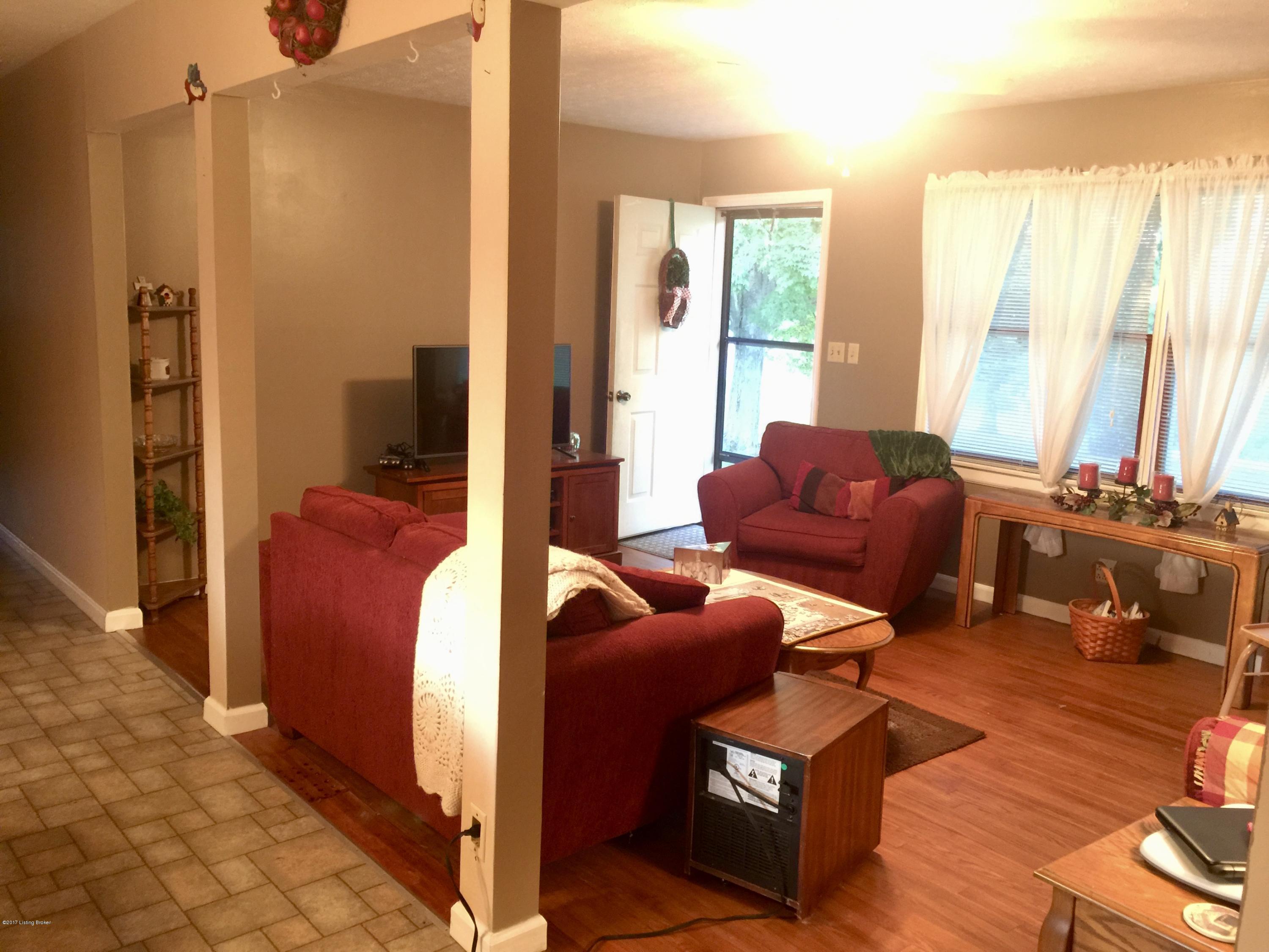 402 Williams Road Louisville, KY 40299 - Photo 9 of 23 fullsizeoutput_94d6
