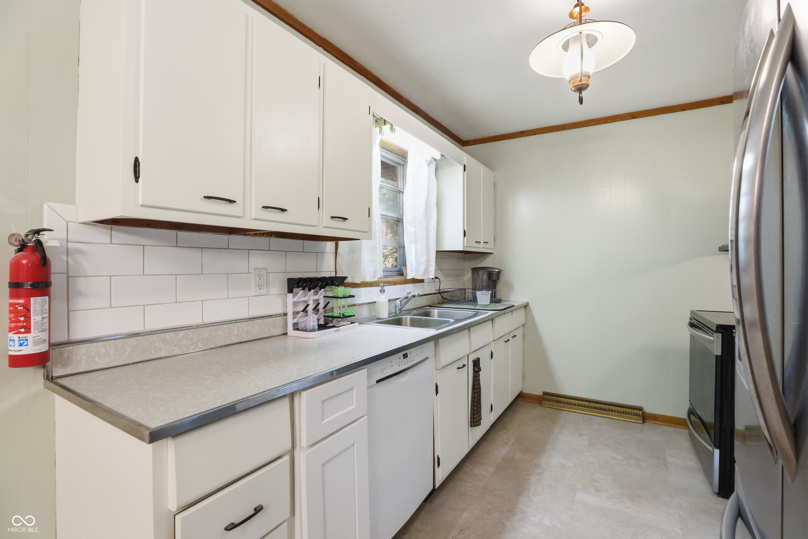 6905 Hague Road Indianapolis, IN 46256 - Photo 9 of 35 Gallery Image 9