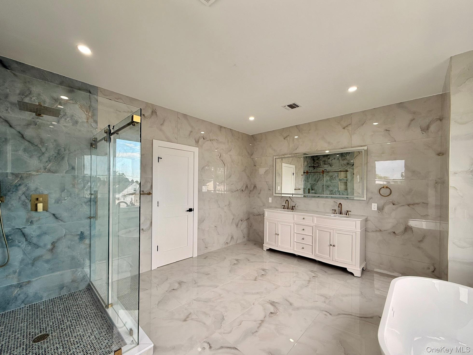265 Orchid Road Levittown, NY 11756 - Photo 10 of 15