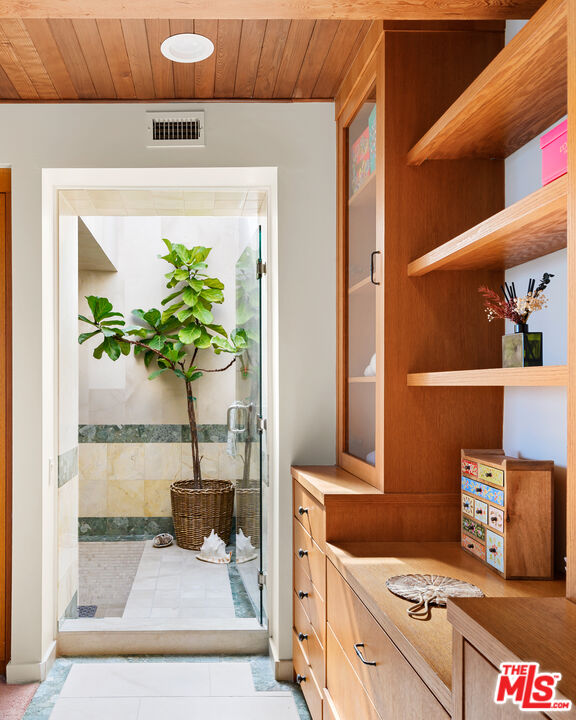 24638 Malibu Road Malibu, CA 90265 - Photo 22 of 34