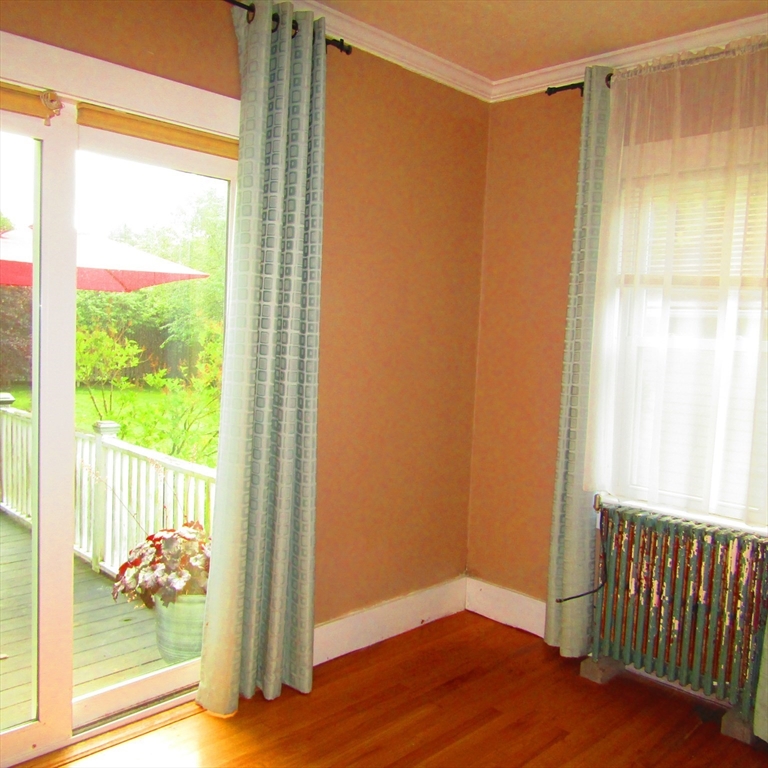 465 Spring Street Northampton, MA 01053 - Photo 14 of 30