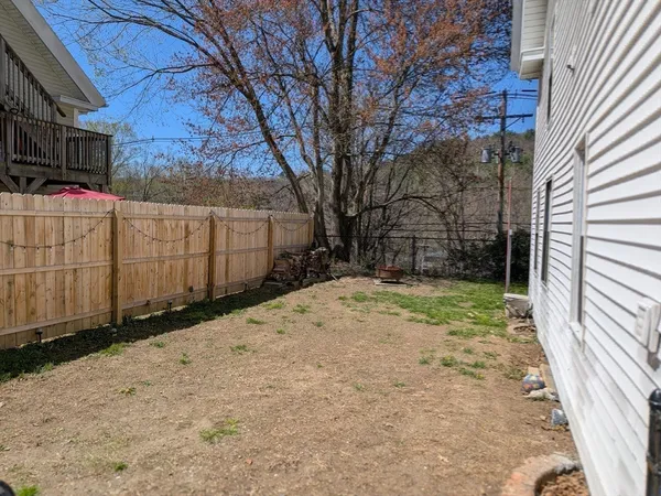$249,900 | 357 Main Street, Unit 357, Hardwick, MA 01031