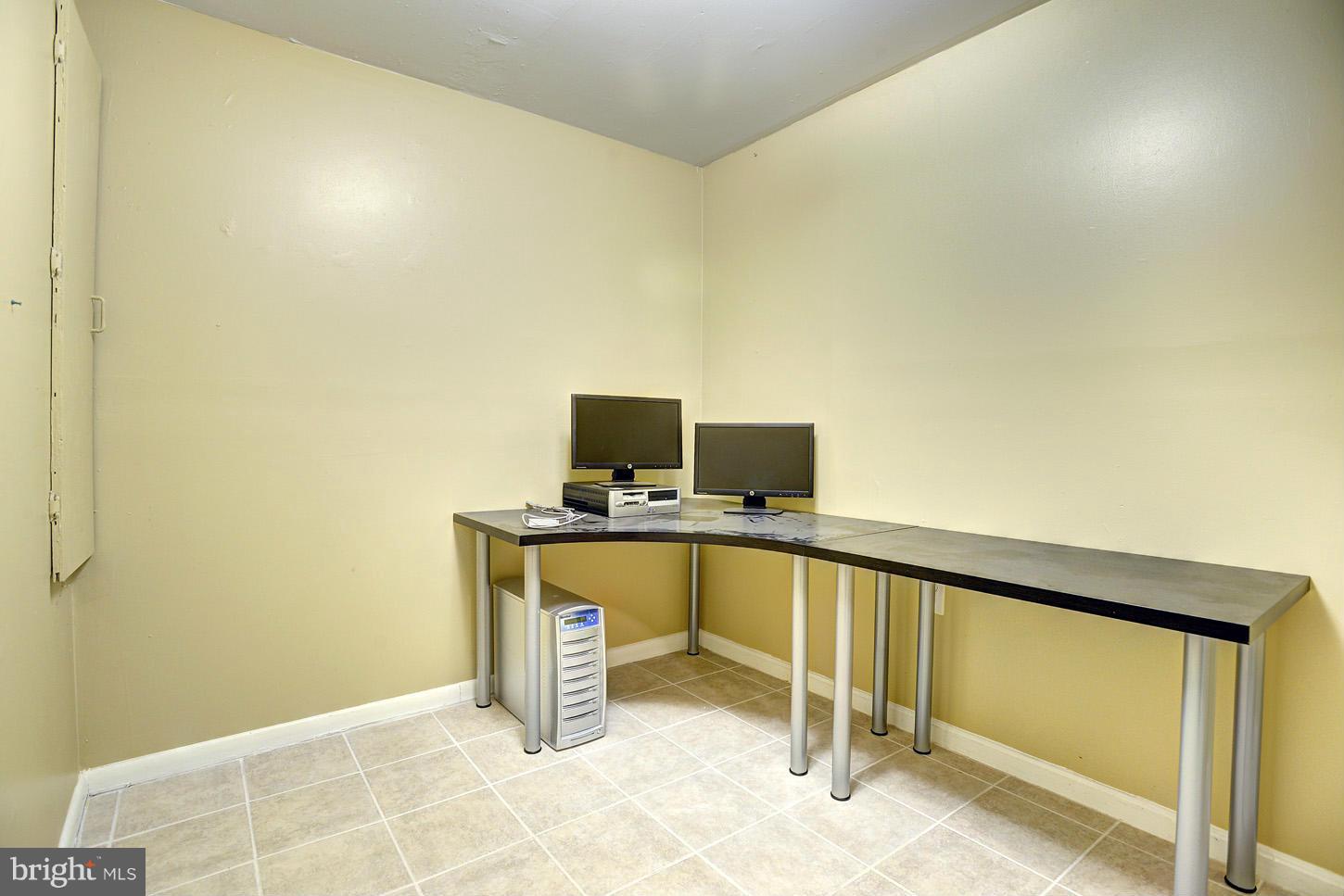 2635 Deer Ridge Drive Silver Spring, MD 20904 - Photo 16 of 23 Office/Other Room