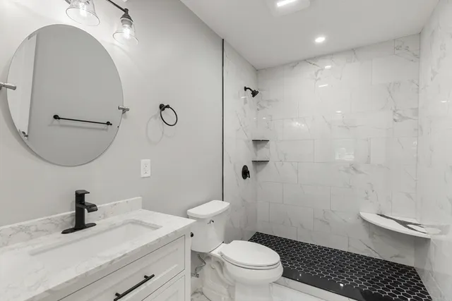 $1,649,900 | 16 Old Cambridge Turnpike, Lincoln, MA 01773