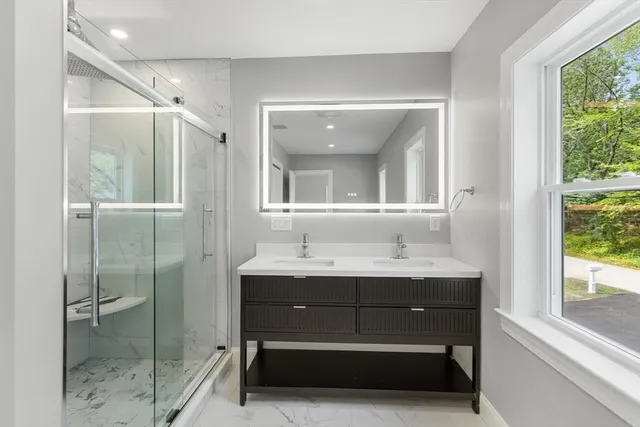 $1,649,900 | 16 Old Cambridge Turnpike, Lincoln, MA 01773