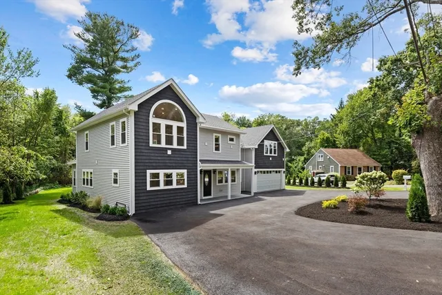$1,649,900 | 16 Old Cambridge Turnpike, Lincoln, MA 01773