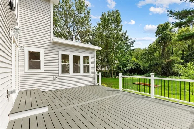 $1,649,900 | 16 Old Cambridge Turnpike, Lincoln, MA 01773