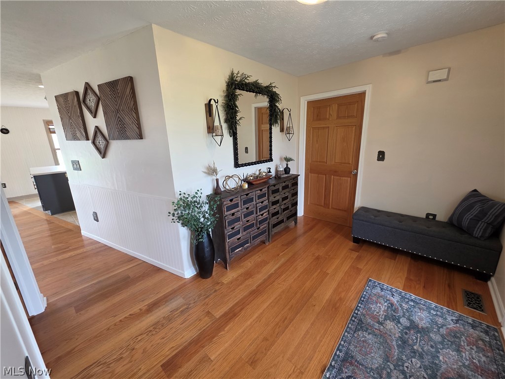 8566 Chatham Road Medina, OH 44256 - Photo 5 of 48 Gallery Image 5