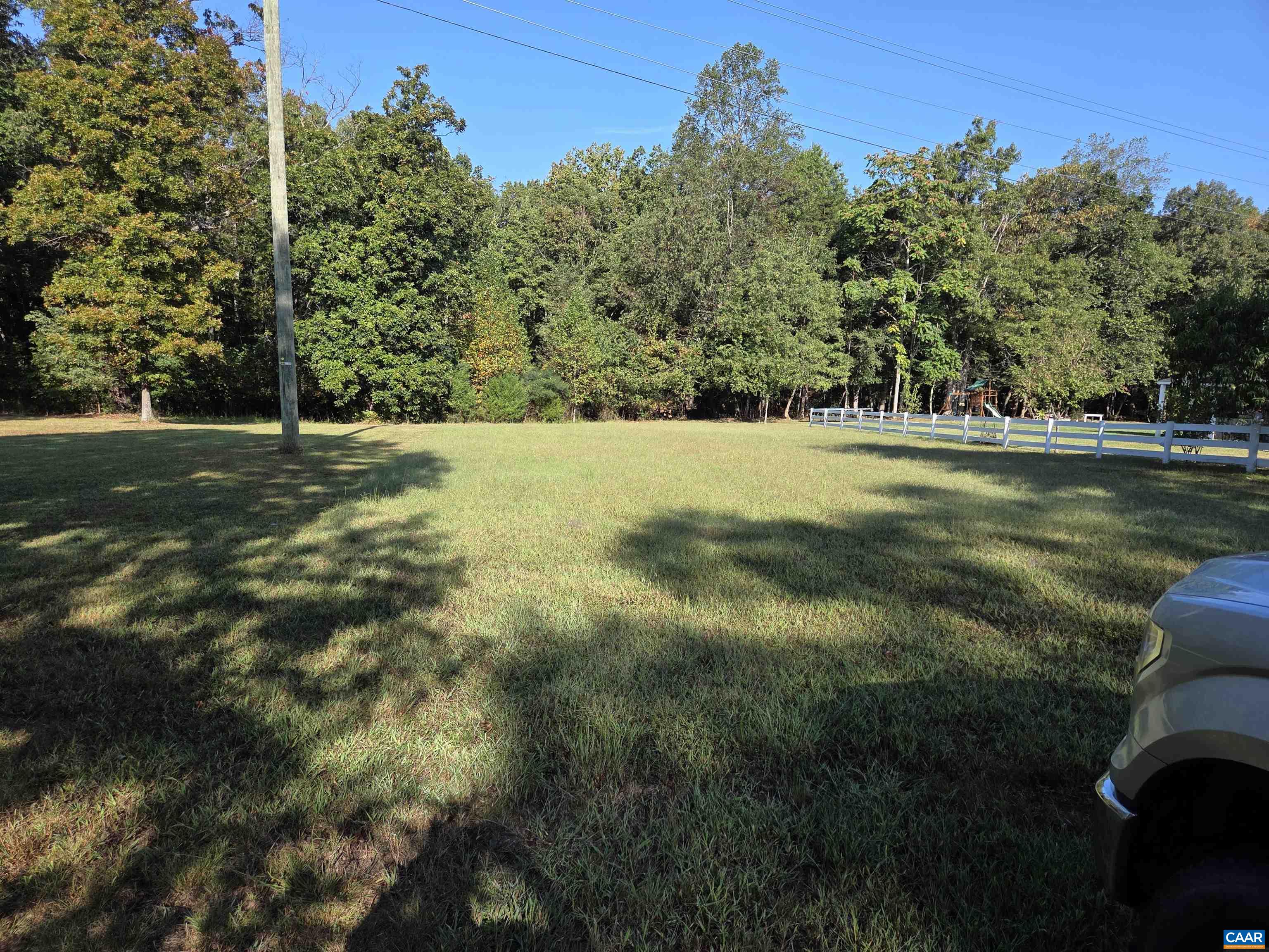 388 Mahanes Road Gordonsville, VA 22942 - Photo 3 of 7 a view of a yard