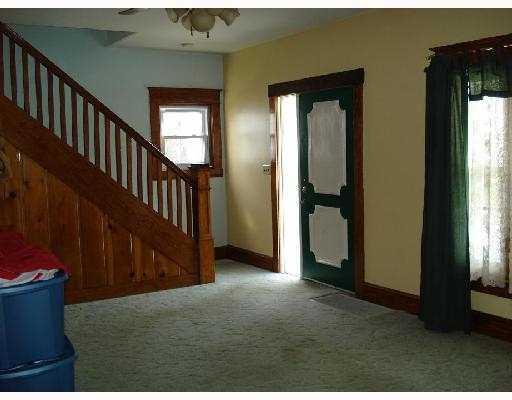 516 Linwood Avenue Springfield, OH 45505 - Photo 2 of 10