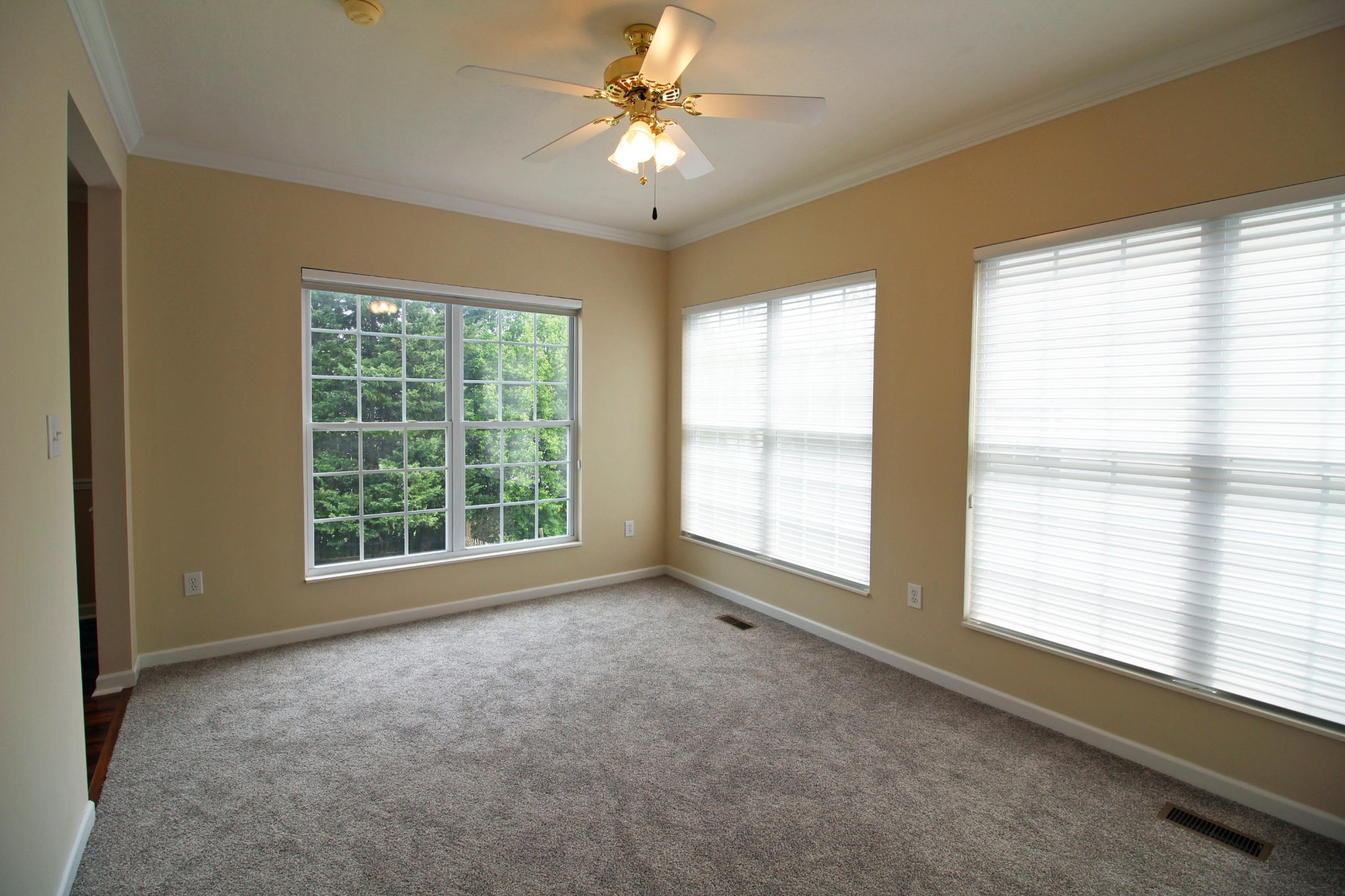 1198 Vale View Road Knoxville, TN 37922 - Photo 15 of 35 Gallery Image 15