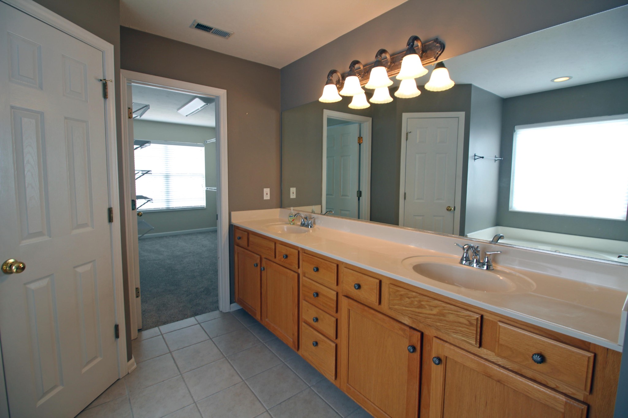1198 Vale View Road Knoxville, TN 37922 - Photo 26 of 35 Gallery Image 26