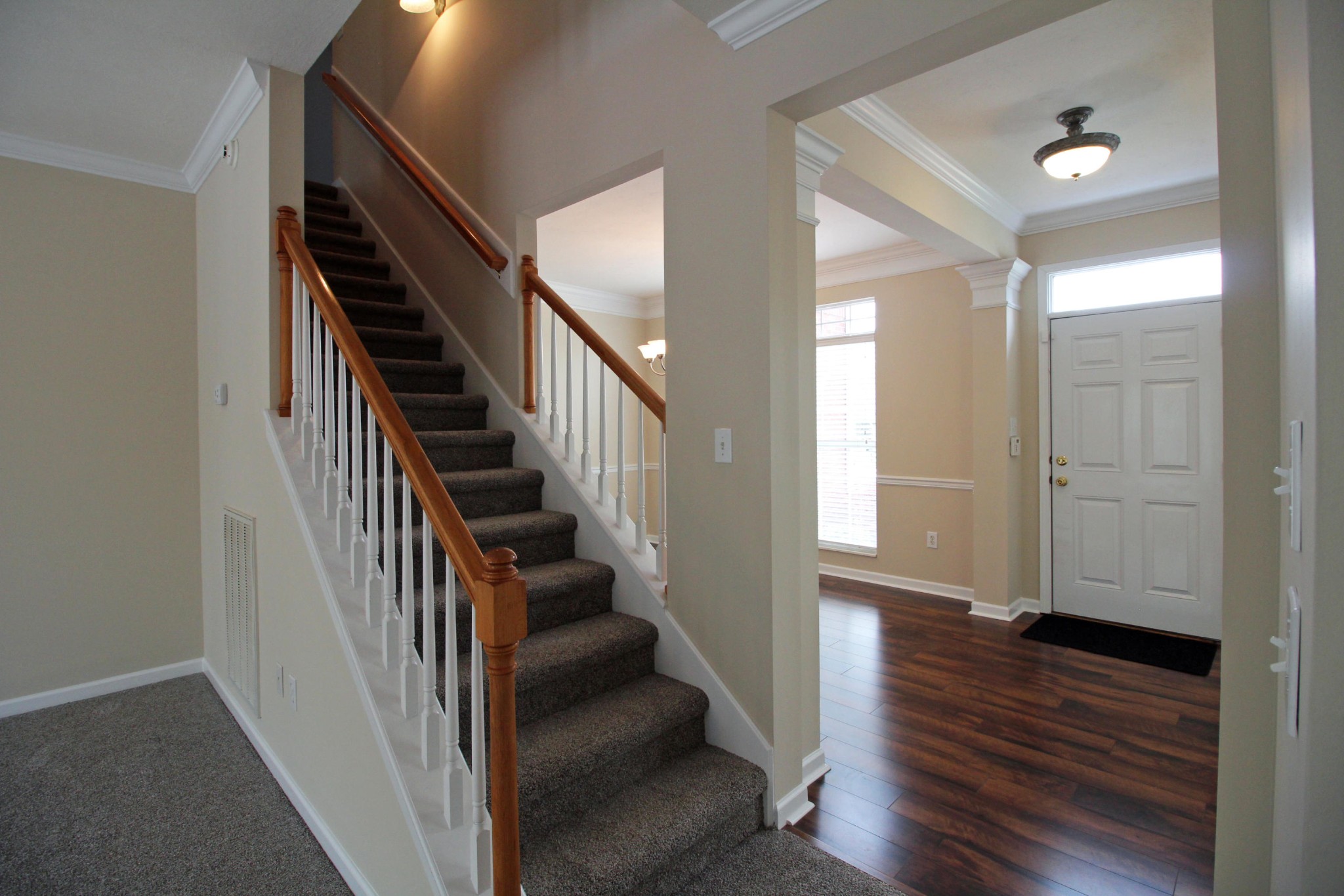 1198 Vale View Road Knoxville, TN 37922 - Photo 5 of 35 Gallery Image 5