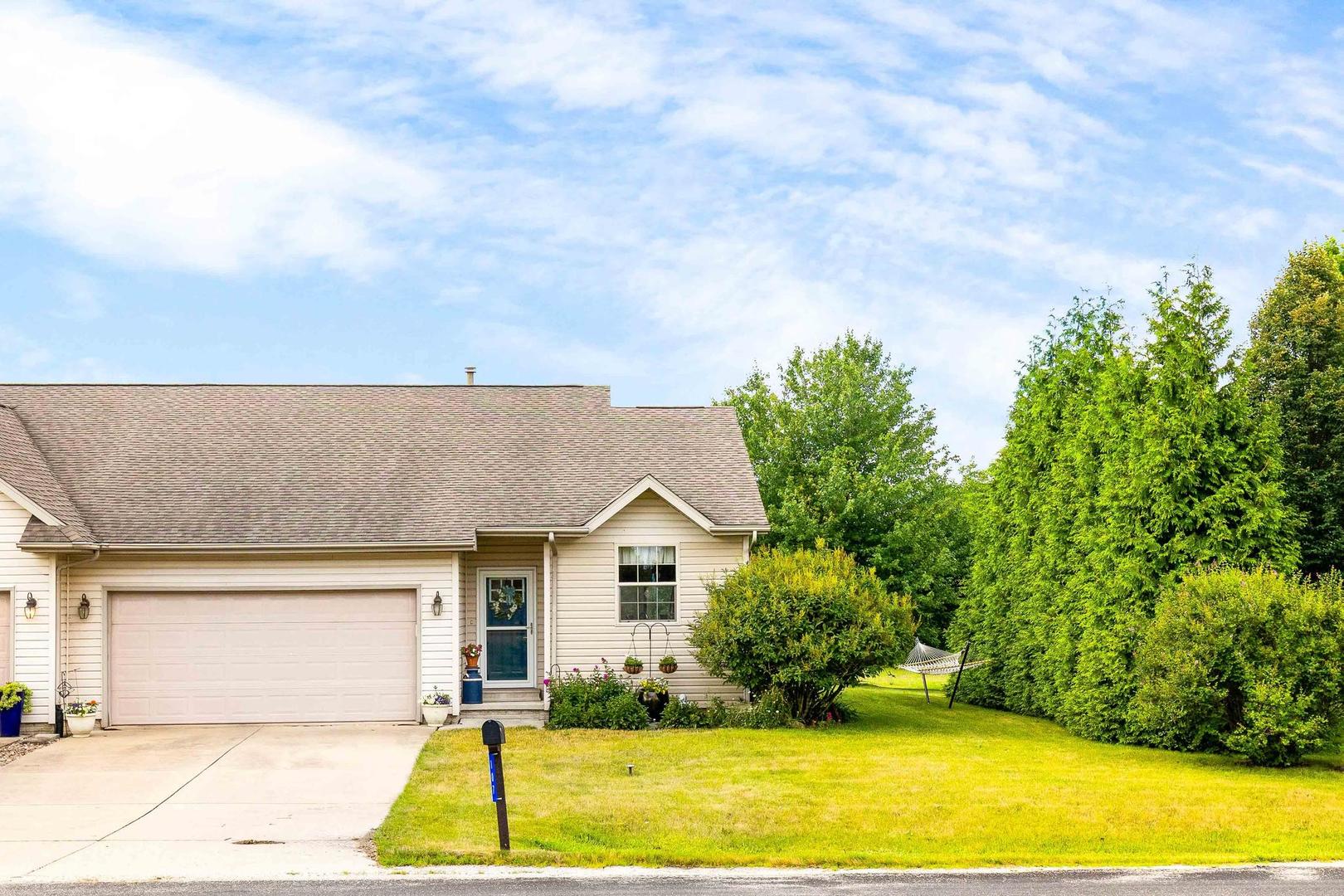 107 Labrador Lane Downs, IL 61736 - Photo 34 of 35 a view of outdoor space yard and garage
