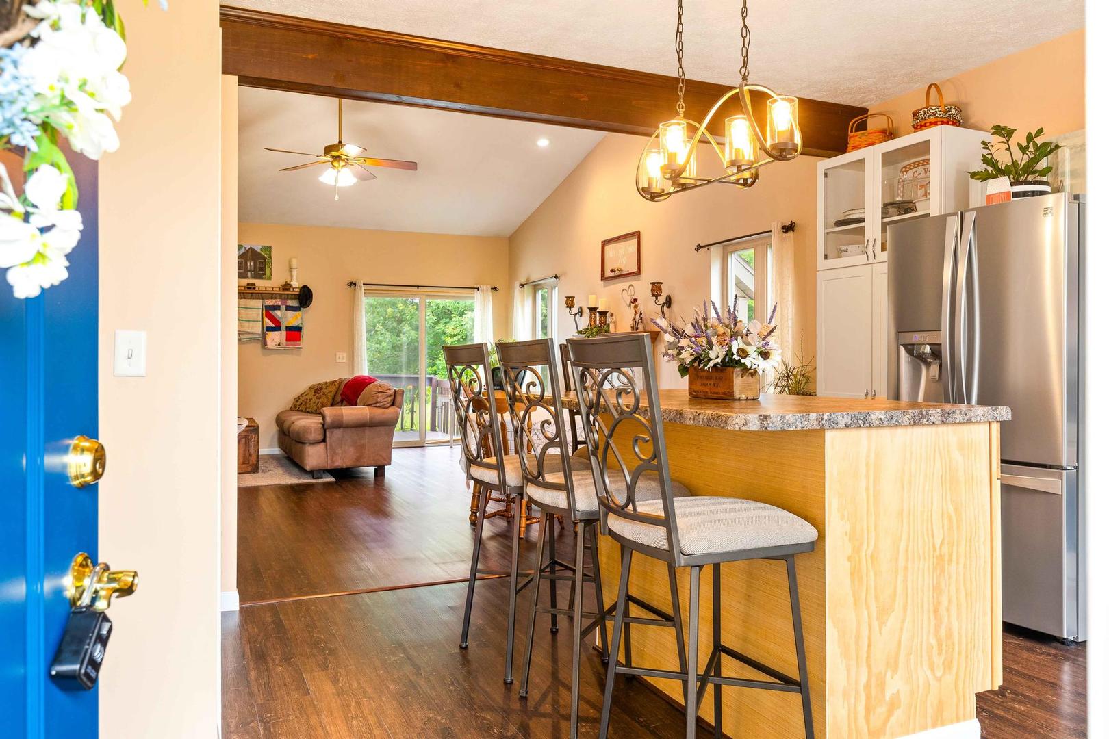107 Labrador Lane Downs, IL 61736 - Photo 4 of 35 a dining room filled with furniture and chandelier