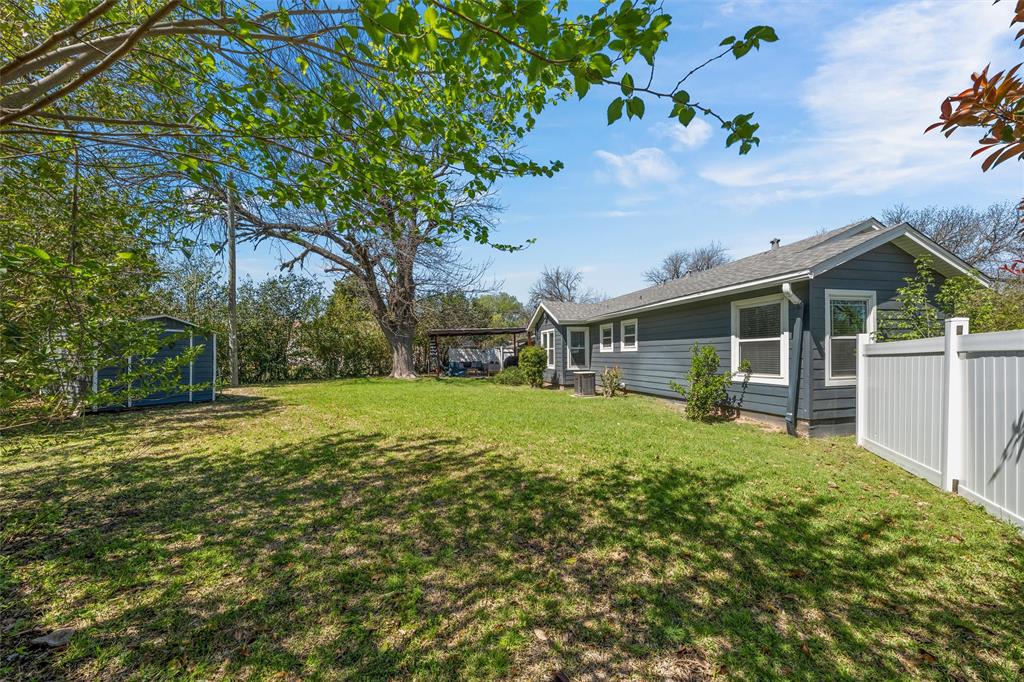 1320 Hillside Street Waco, TX 76710 - Photo 27 of 34