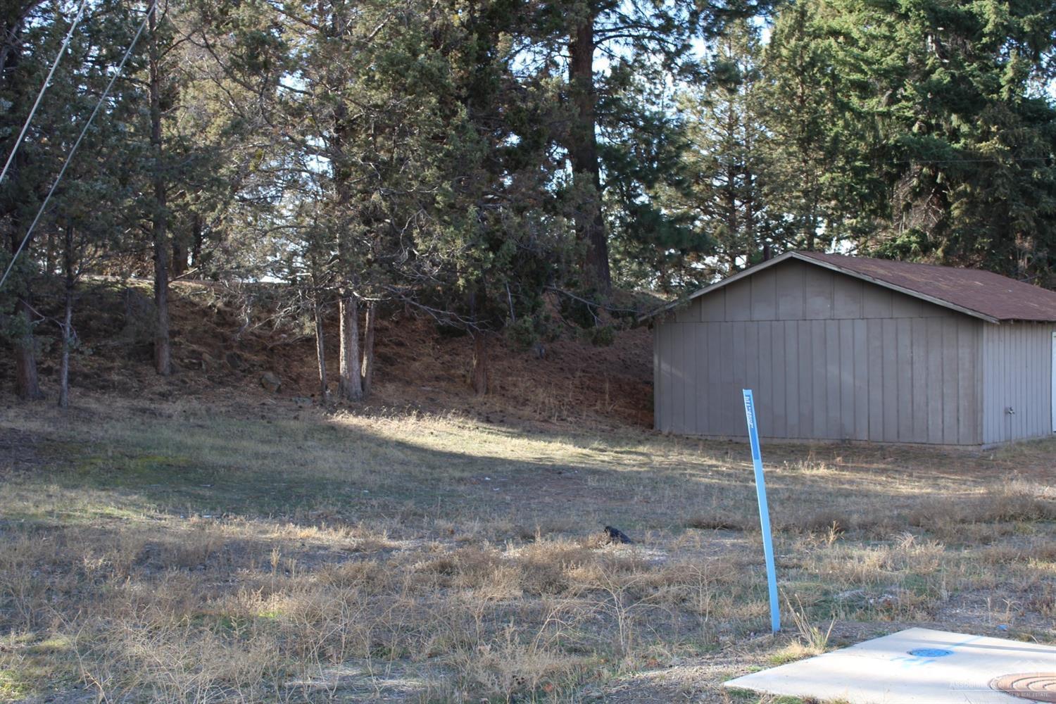 685 Southeast Reed Market Road Bend, OR 97702 - Photo 4 of 7 Additional Photo