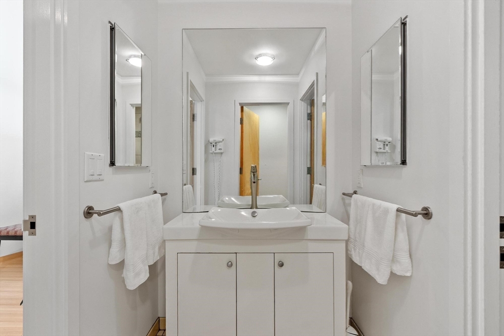 389 River Road Carlisle, MA 01741 - Photo 35 of 39