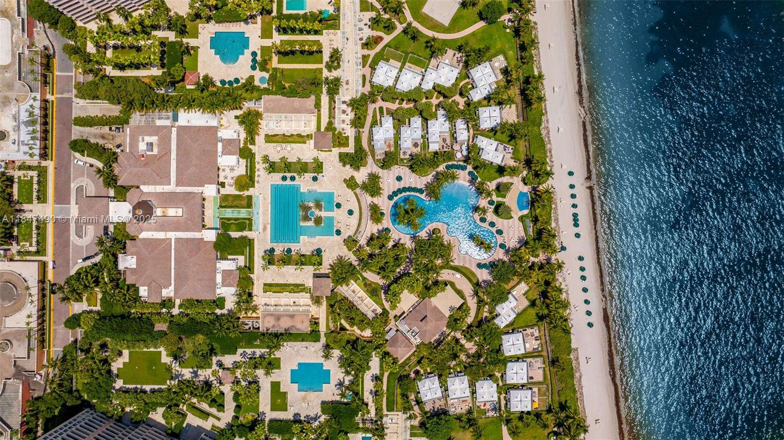 733 Crandon Boulevard, Unit 405 Key Biscayne, FL 33149 - Photo 31 of 42 view of a multi story building