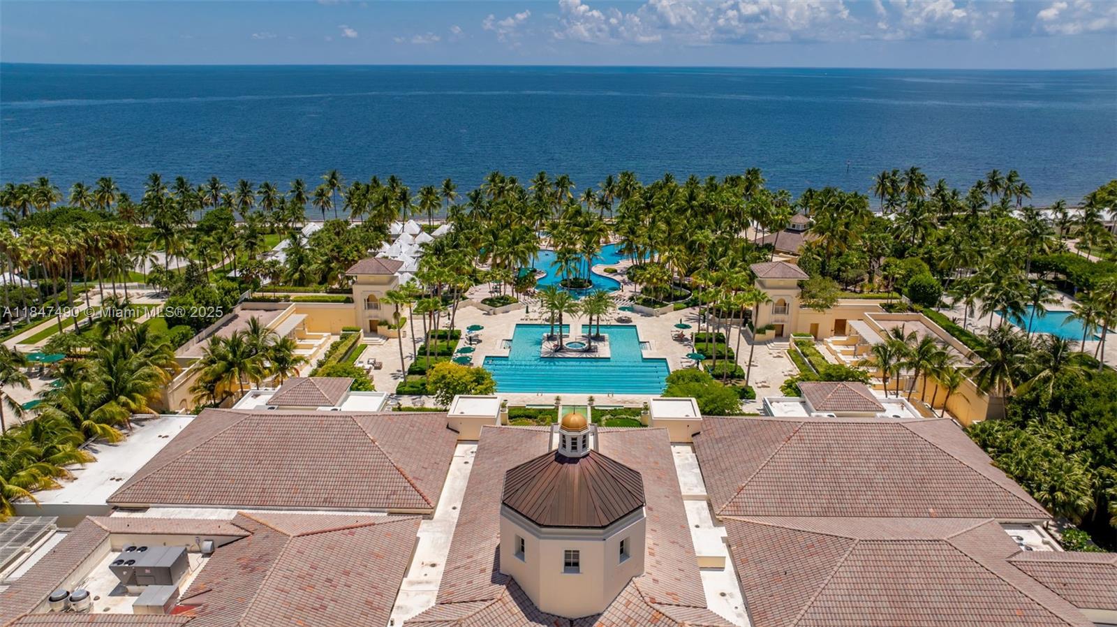 733 Crandon Boulevard, Unit 405 Key Biscayne, FL 33149 - Photo 40 of 42 a view of outdoor space and yard