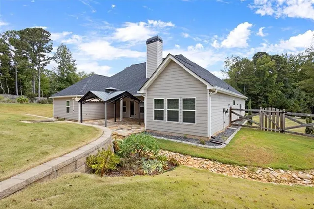 $459,900 | 7001 Palomino Trail, Winston, GA 30187