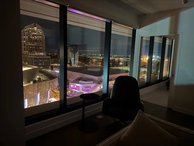 a view of a livingroom with furniture