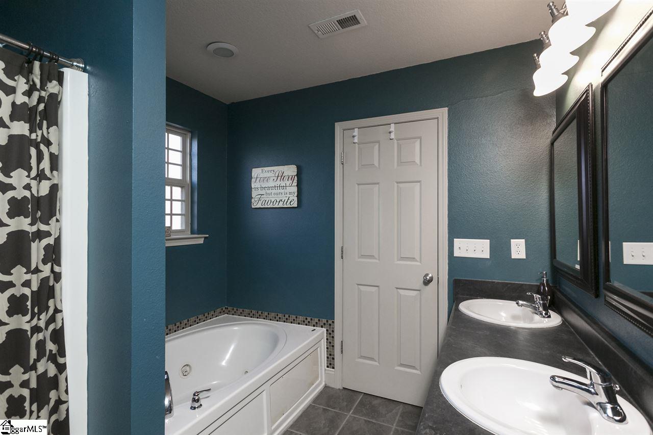 1510 South McElhaney Road Greer, SC 29651 - Photo 14 of 26 Gallery Image 14