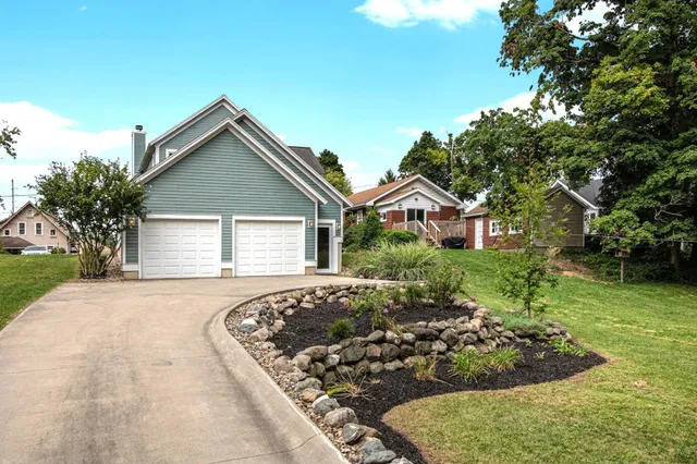 $415,000 | 604 North Mechanic Street, Berrien Springs, MI 49103