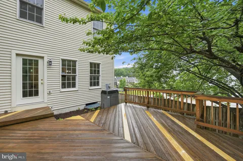 $578,000 | 6845 Malton Court, Centreville, VA 20121