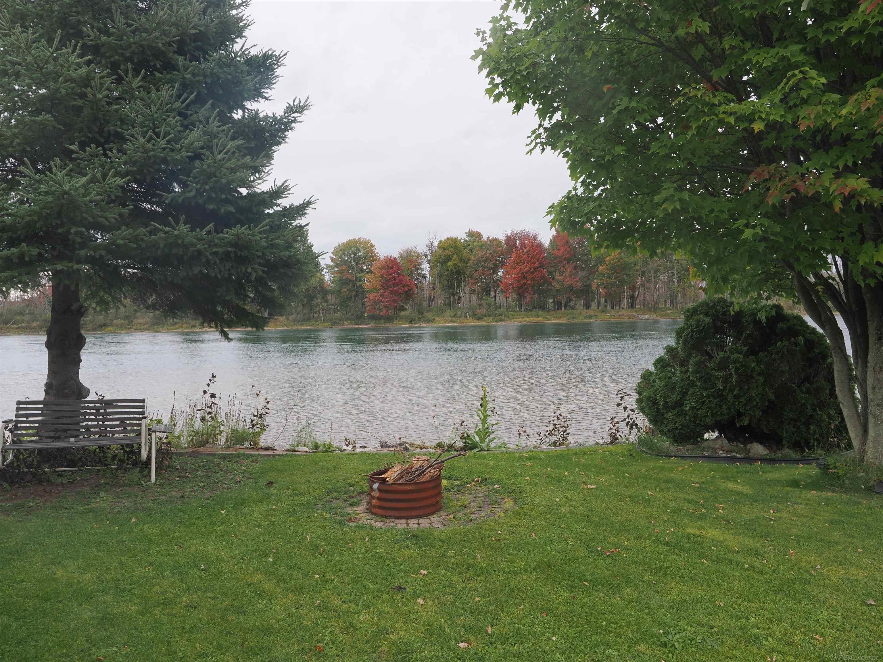 2039 South Riverside Drive Sault Ste. Marie, MI 49783 - Photo 31 of 75