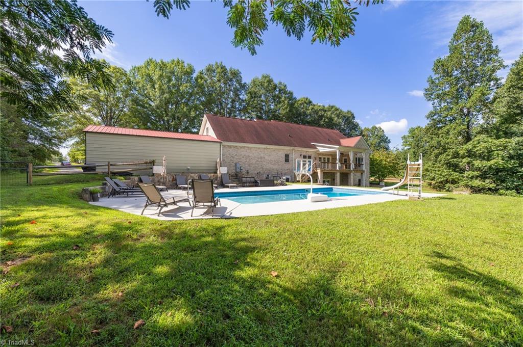 9127 County Line Road Kernersville, NC 27284 - Photo 45 of 49 Back Yard & Pool