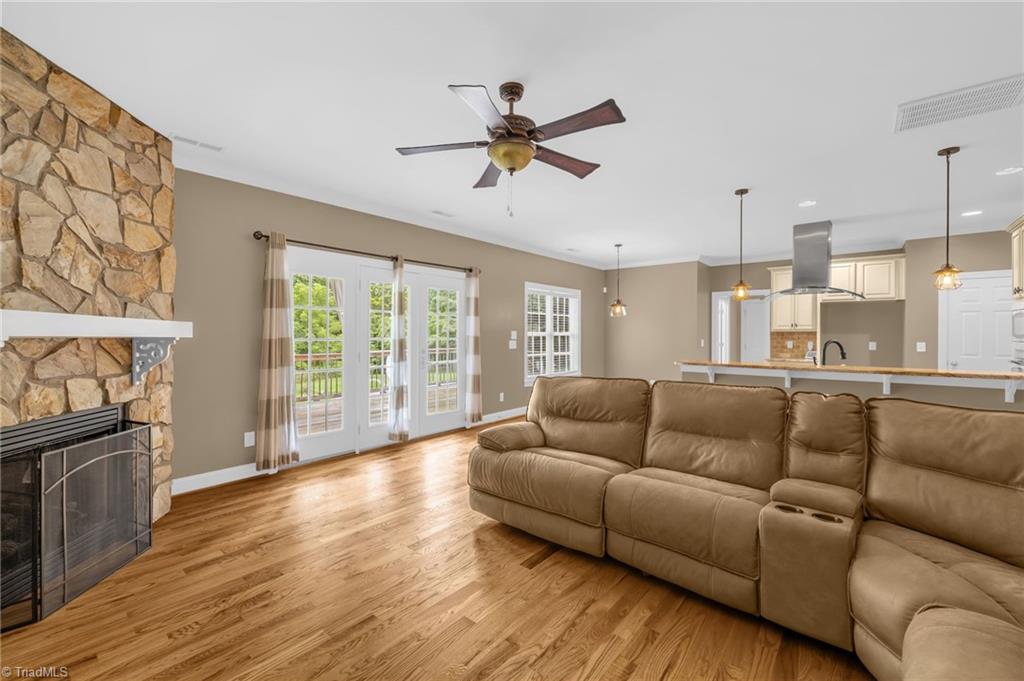 9127 County Line Road Kernersville, NC 27284 - Photo 9 of 49 Living Room Main Level w/Rock Fireplace