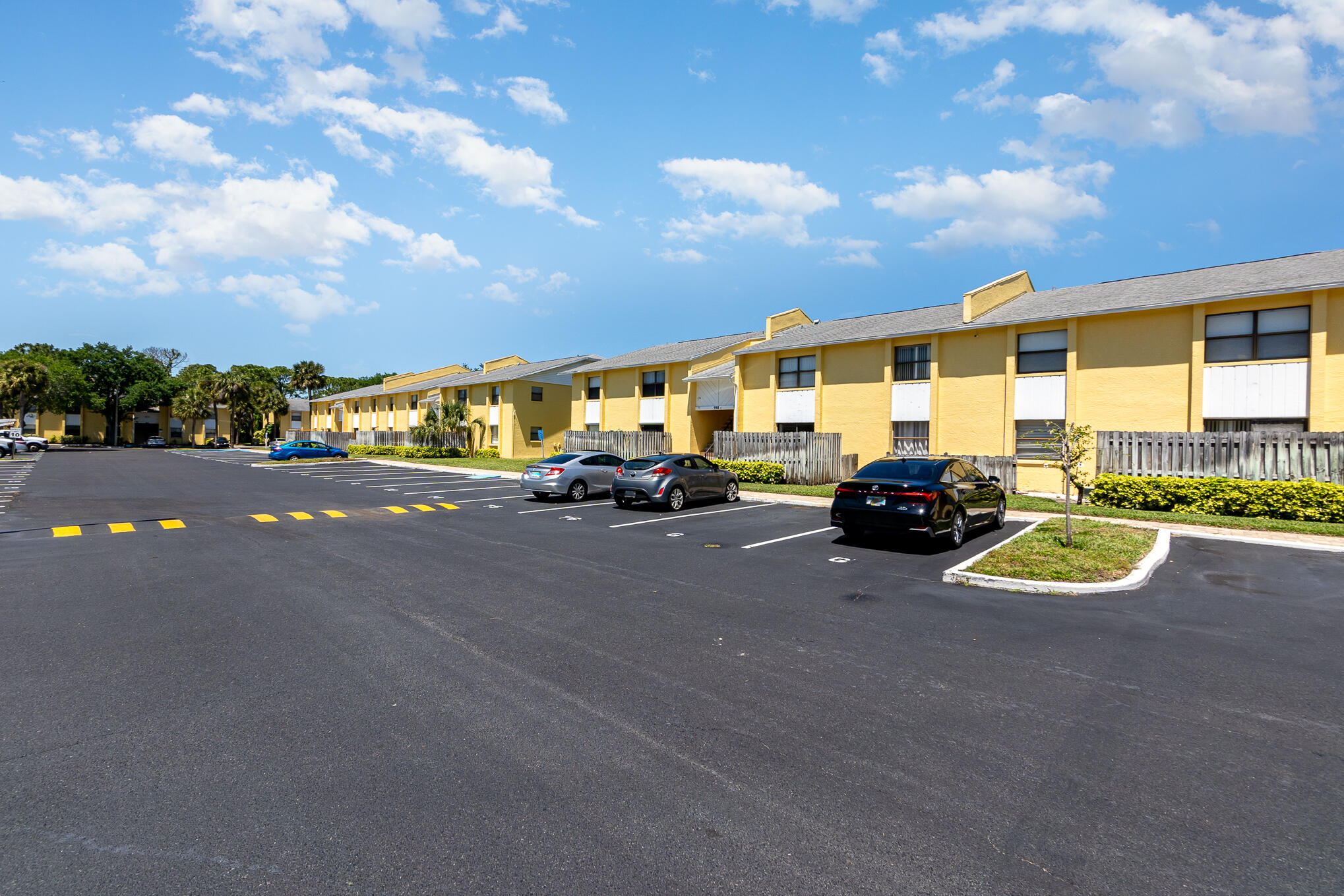 598 North Wickham Road, Unit 75 Melbourne, FL 32935 - Photo 18 of 21 a view of a street