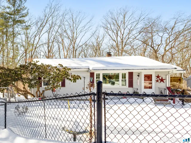 $289,000 | 81 Chappell Street, Chaplin, CT 06235