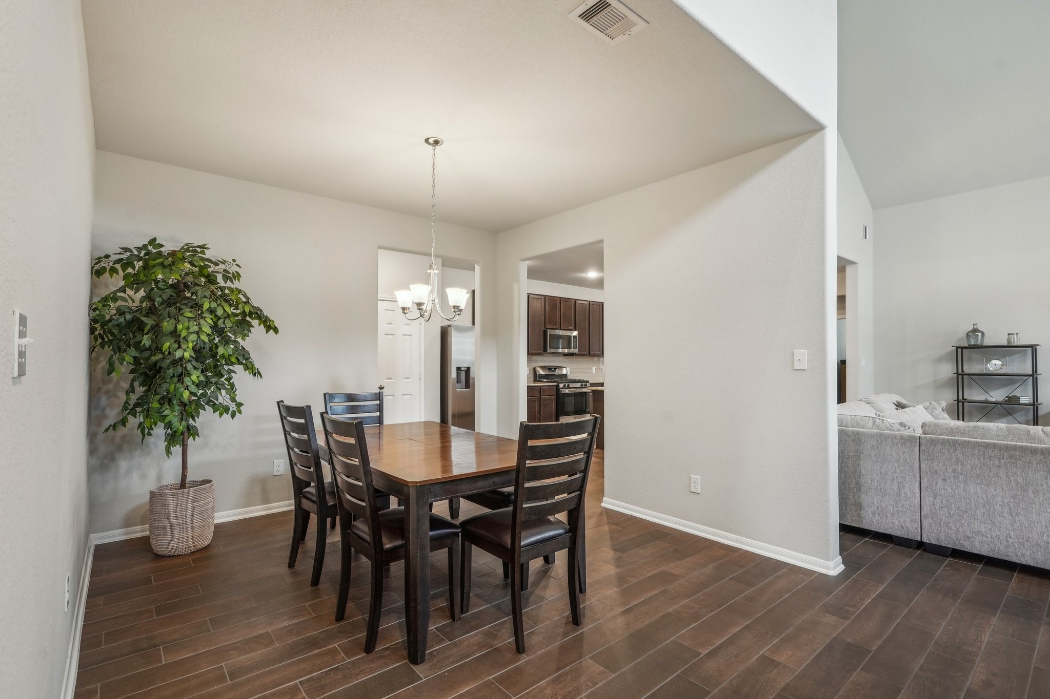 3323 Fogmist Drive Rosenberg, TX 77471 - Photo 6 of 38