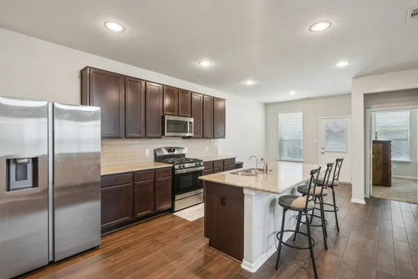 $369,000 | 3323 Fogmist Drive, Rosenberg, TX 77471