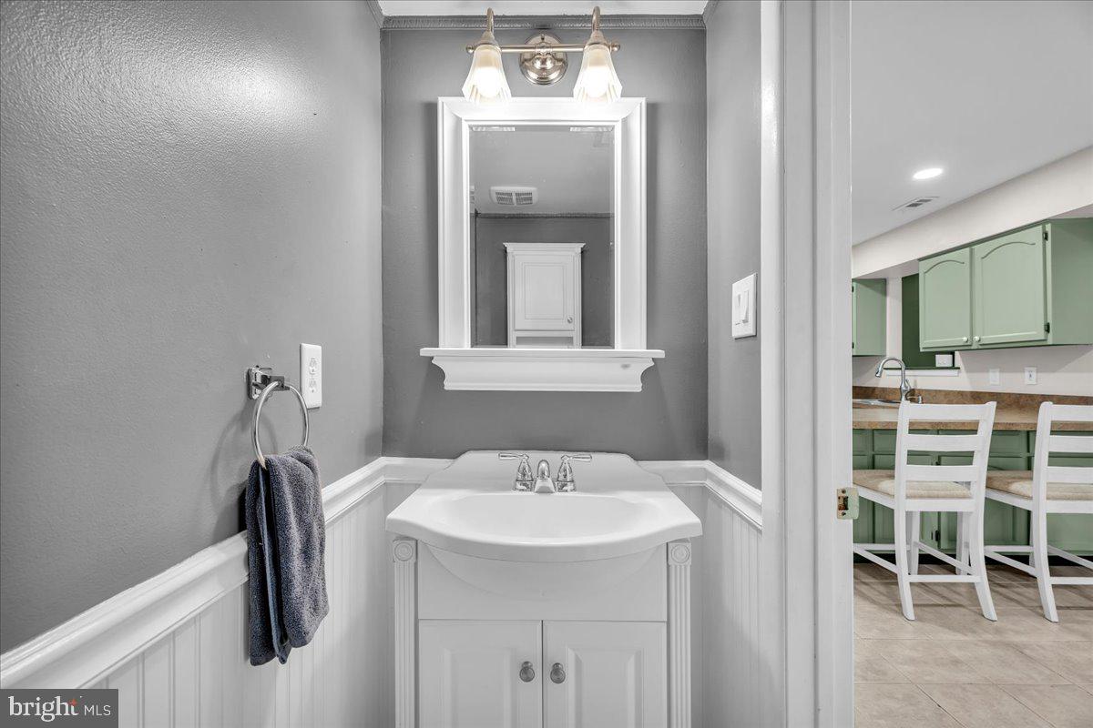 166 Stratton Lane Mount Laurel, NJ 08054 - Photo 15 of 24 Gallery Image 15