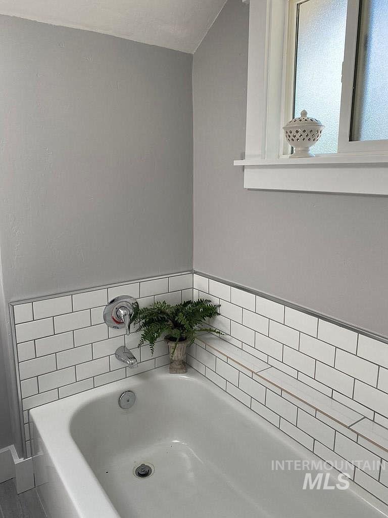 209 South Front Street Cascade, ID 83611 - Photo 21 of 39
