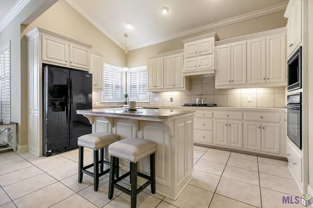 $484,500 | 18666 Mossy Oak Court, Prairieville, LA 70769