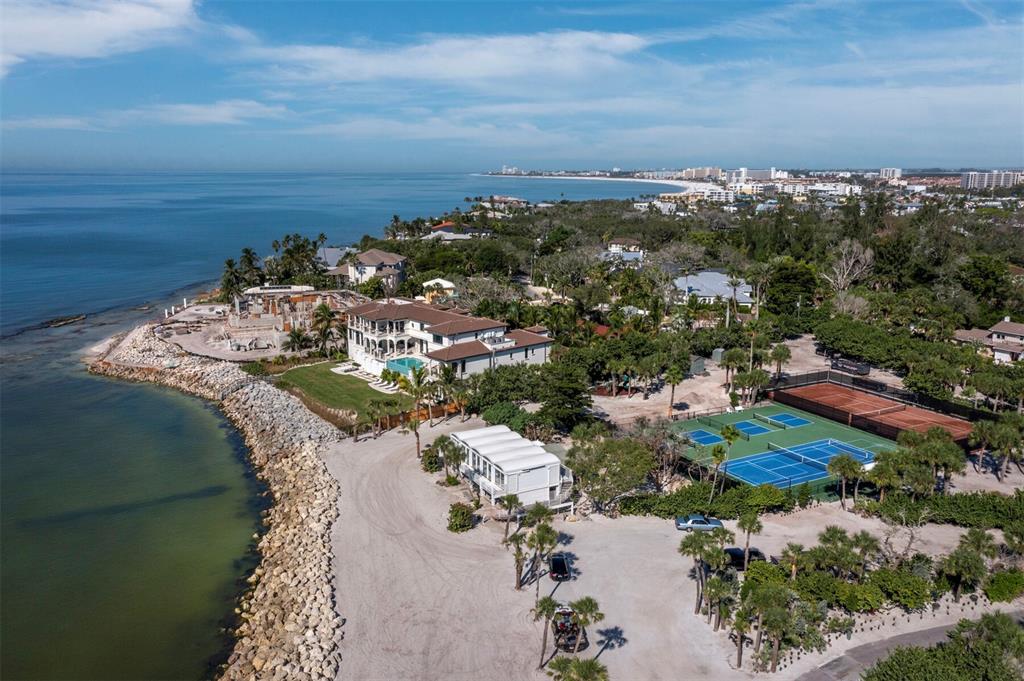 7233 Pine Needle Road Sarasota, FL 34242 - Photo 25 of 49