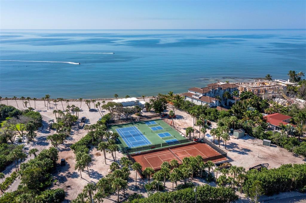 7233 Pine Needle Road Sarasota, FL 34242 - Photo 26 of 49 a view of a city and ocean view