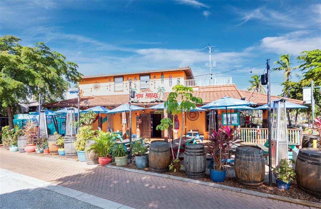 7233 Pine Needle Road Sarasota, FL 34242 - Photo 42 of 49 a front view of a retail shop